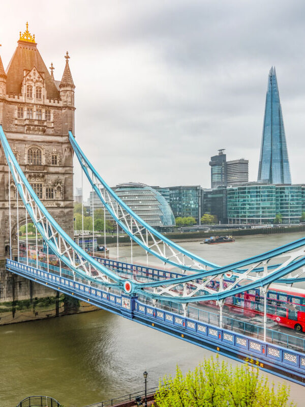 © London Images